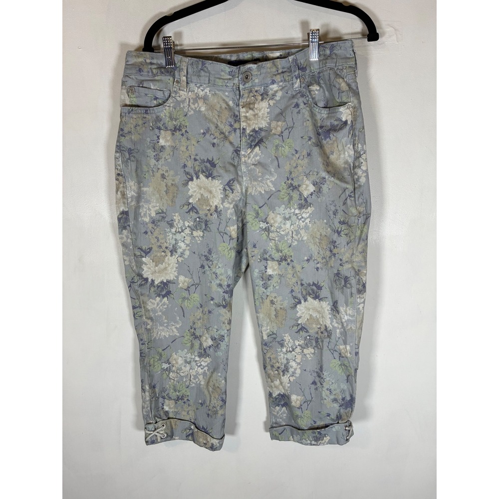 Bandolino Mandie Women's 14W Floral Capri Jeans Cottagecore Cuffed Lace Up